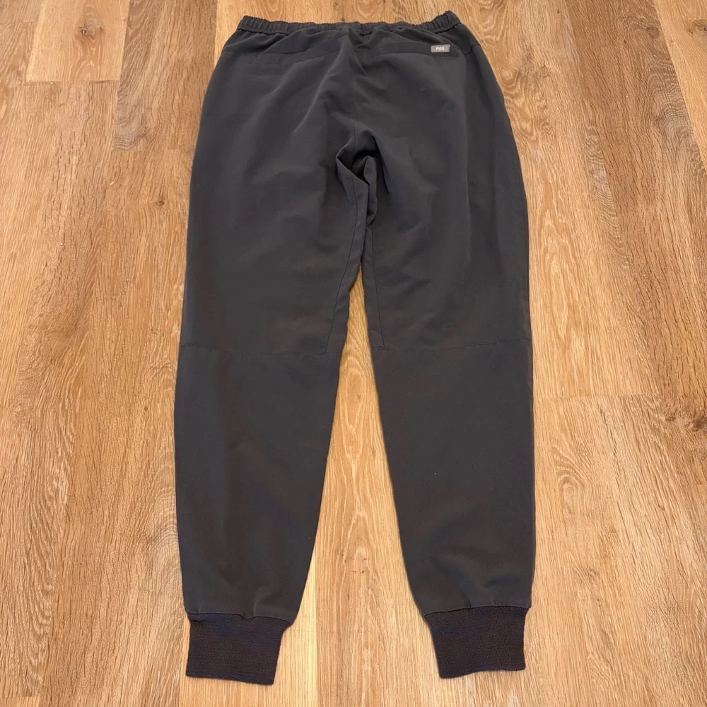 Figs Tansen Jogger Scrub Pants Gray Men’s Medium Nurse Doctor Hospital